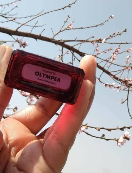 Inuka perfume