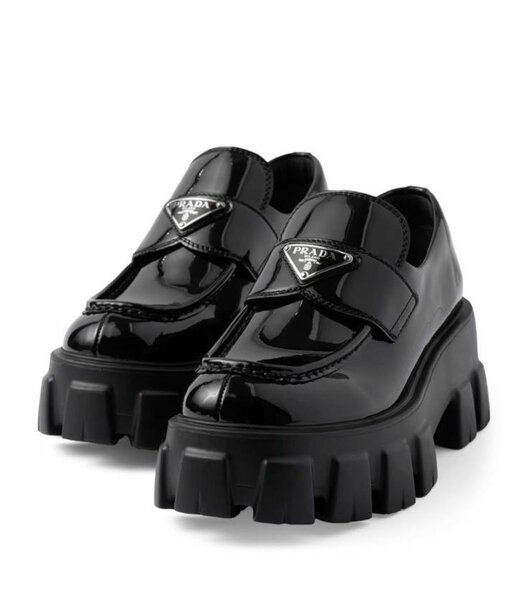 Dress shoes