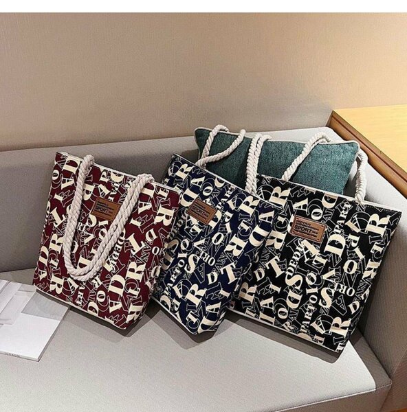 Tote bags