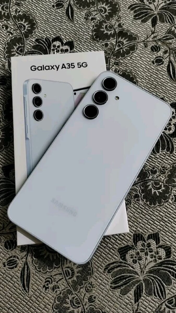 Samsung A35
