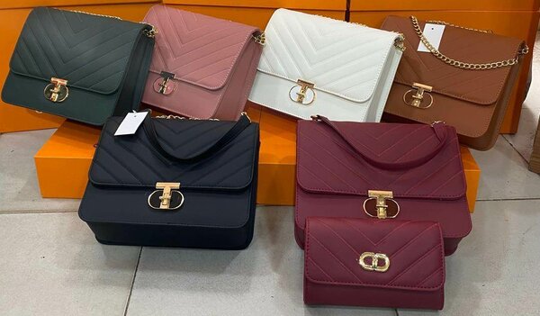 Hand bag's