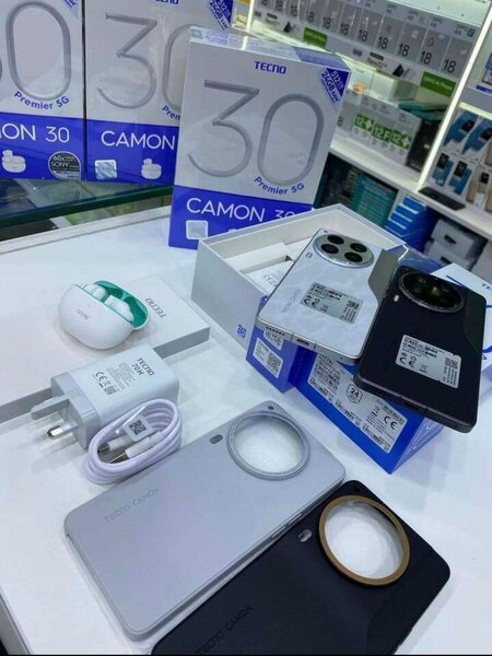 Camon 30