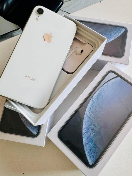 iPhone XR 128gb
