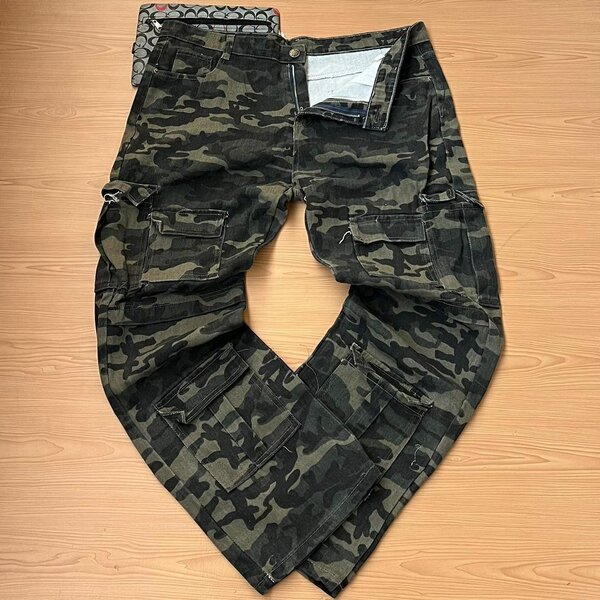 BAGGY JEANS