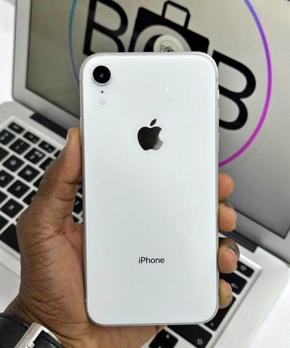 iPhone XR