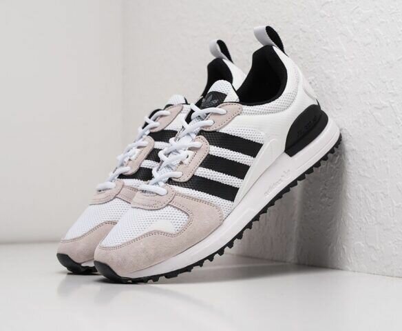 Adidas Chic