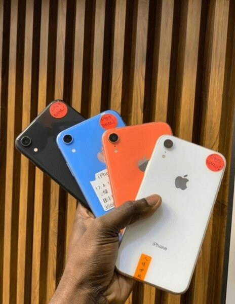 IPHONE XR