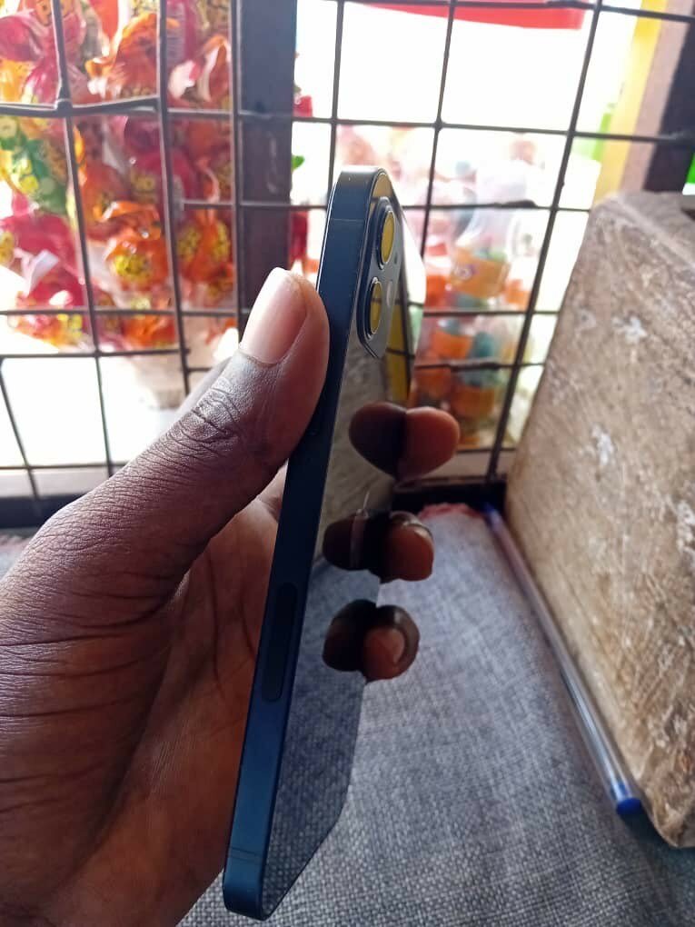 iPhone 12 ,64Gig