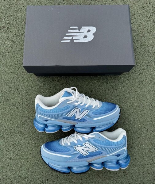 New Balance Bleu