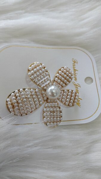 Rhinestone & Pearl