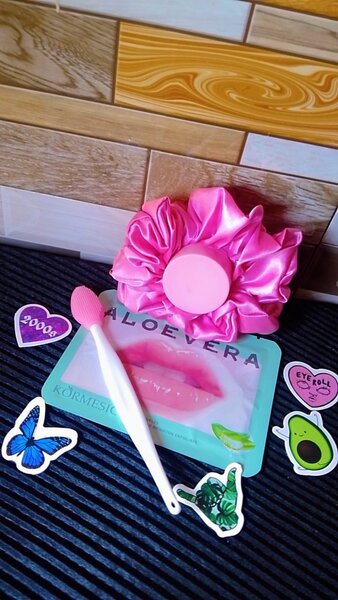 Lip care package
