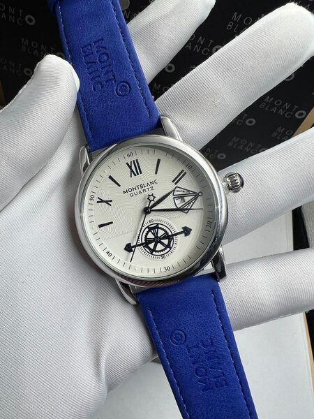 MontBlanc Montre Quartz Élegante