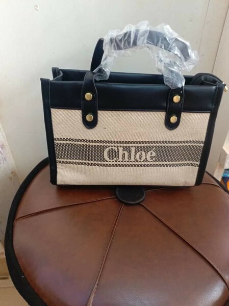 Sac à main en toile élégant