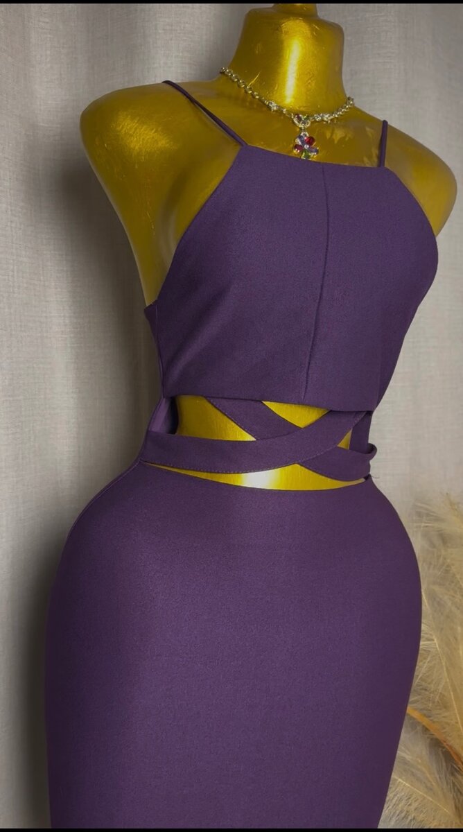 Robe élégante violette