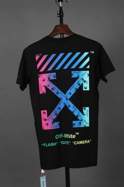 T-shirt graphique Off-White