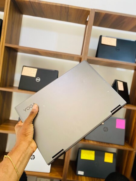 Lenovo yoga 370-13