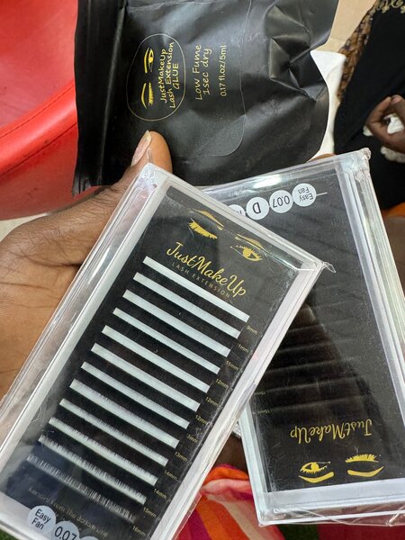 Mink lash & glue