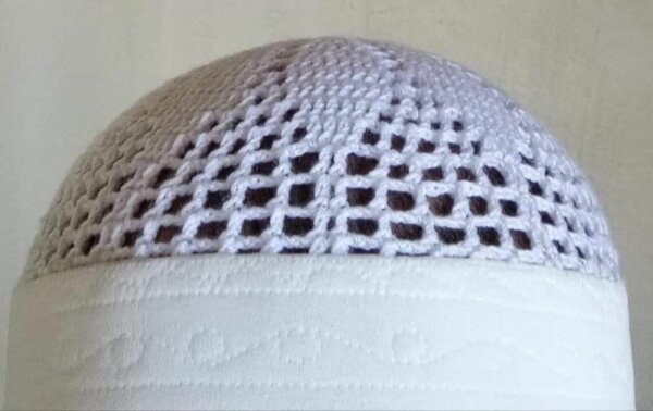 Chapeaux
