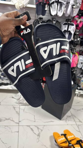 Claquette FILA
