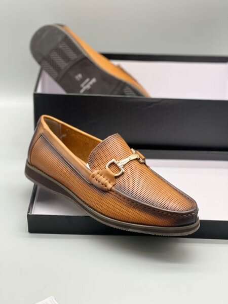 EXECUTIVE LOAFER