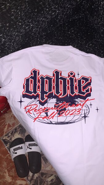 Graphic t-shirts