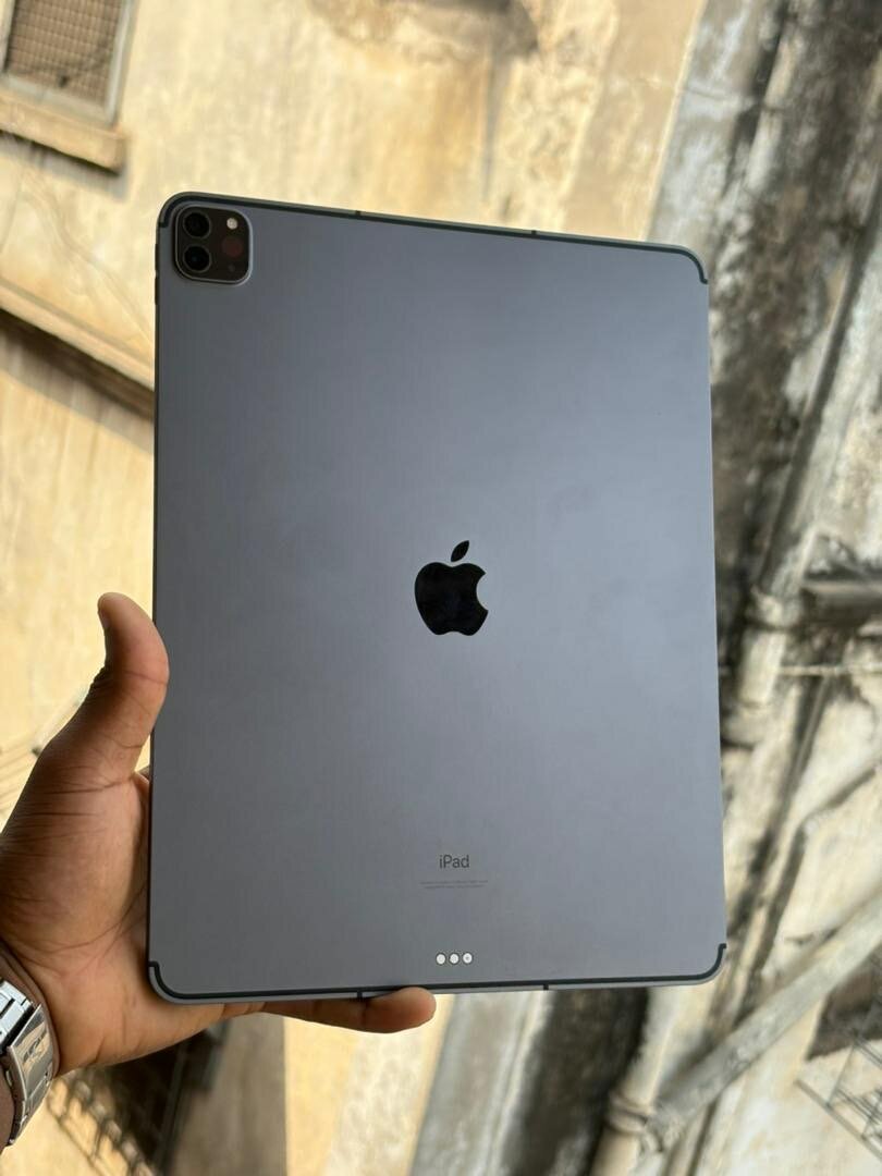 ```iPAD PRO 128GB