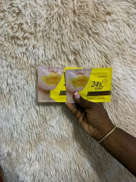 Lip masks