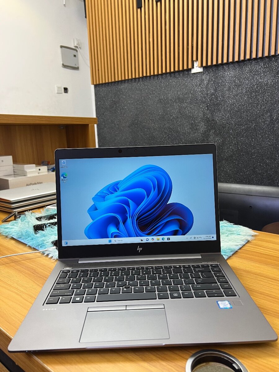 HP ZBOOK 144 G6