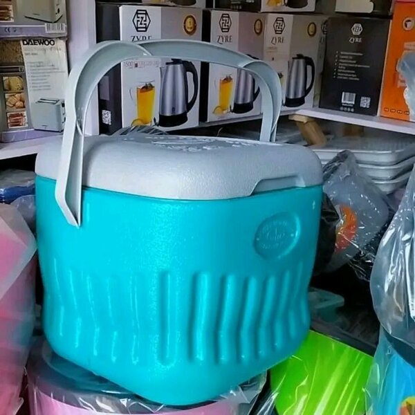 ICE CHEST