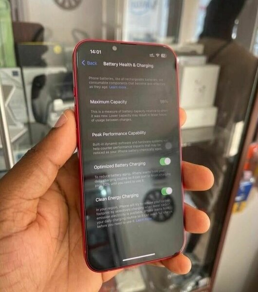 PRE-OWNED IPHONE 13