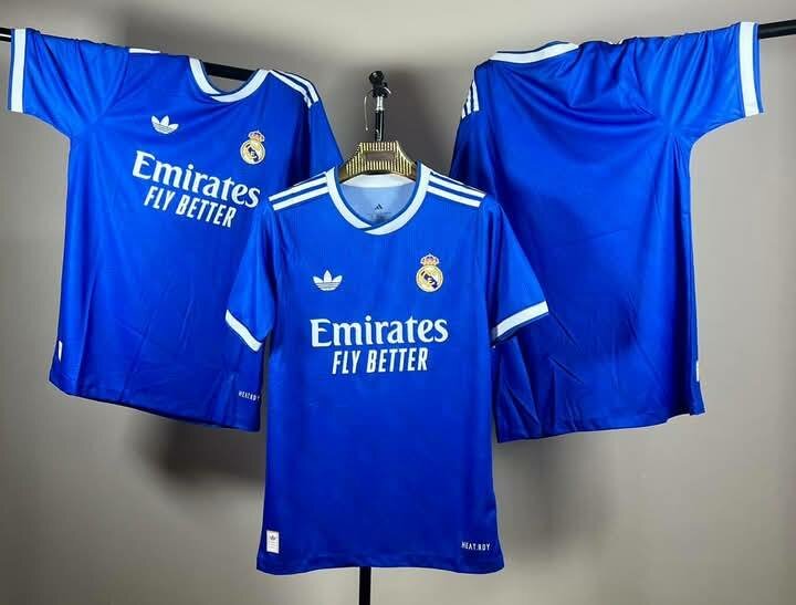 Maillot de football bleu