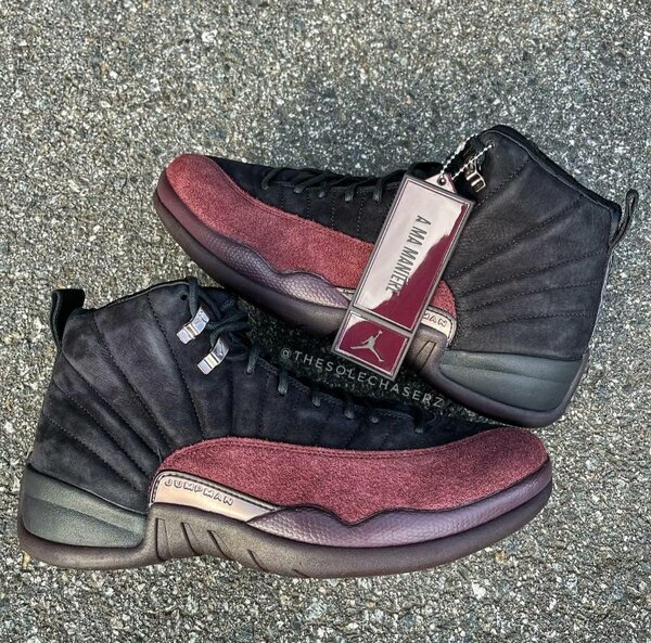 Air Jordan 12