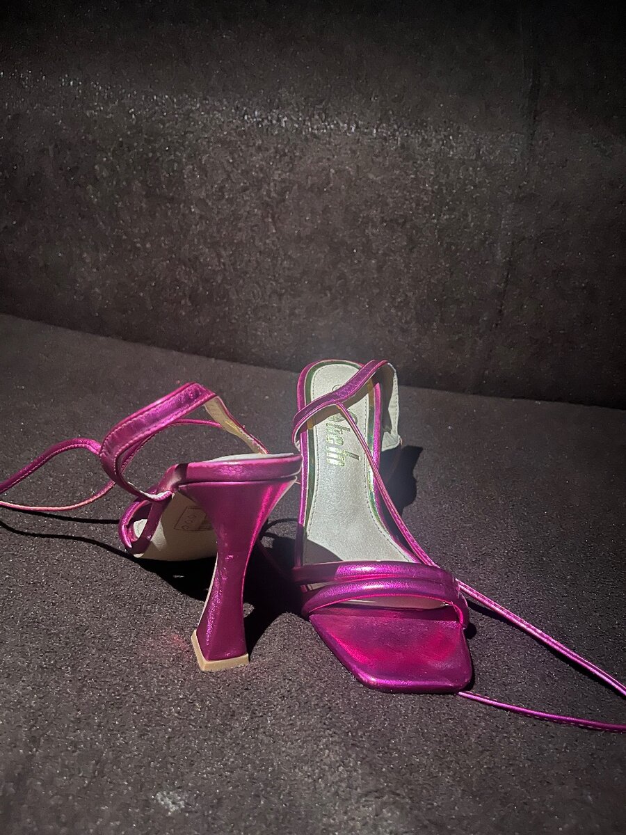 Ladies heels