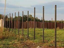 металлические столбы для забора, винтовые сваи для забора, столбы для забора, железные столбы для забора, столбики для забора металлические