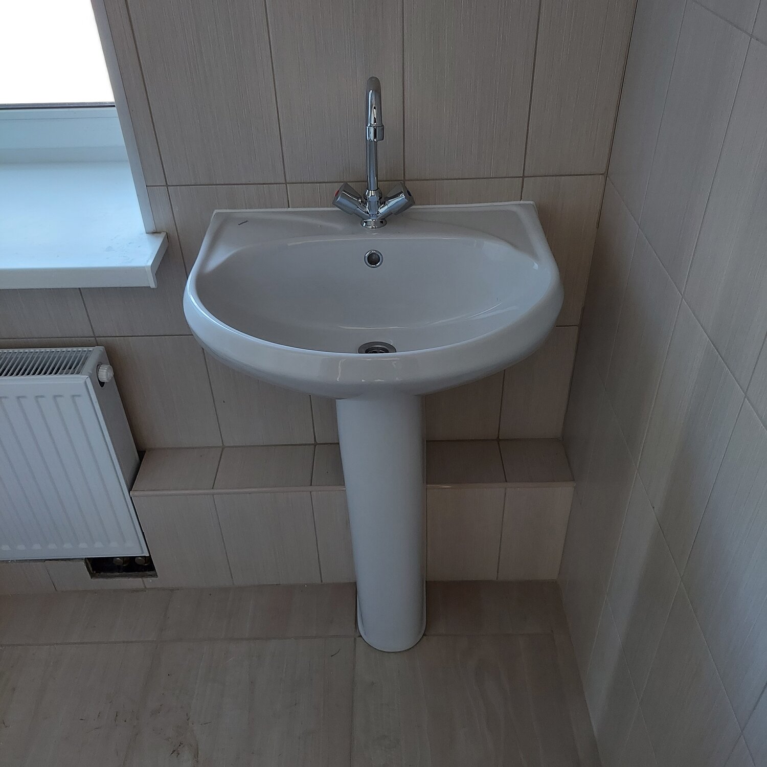 раковина с пьедесталом, раковина, раковина vitra normus 9600b003-7650 с пьедесталом, раковина jacob delafon, раковина тюльпан с пьедесталом монтаж