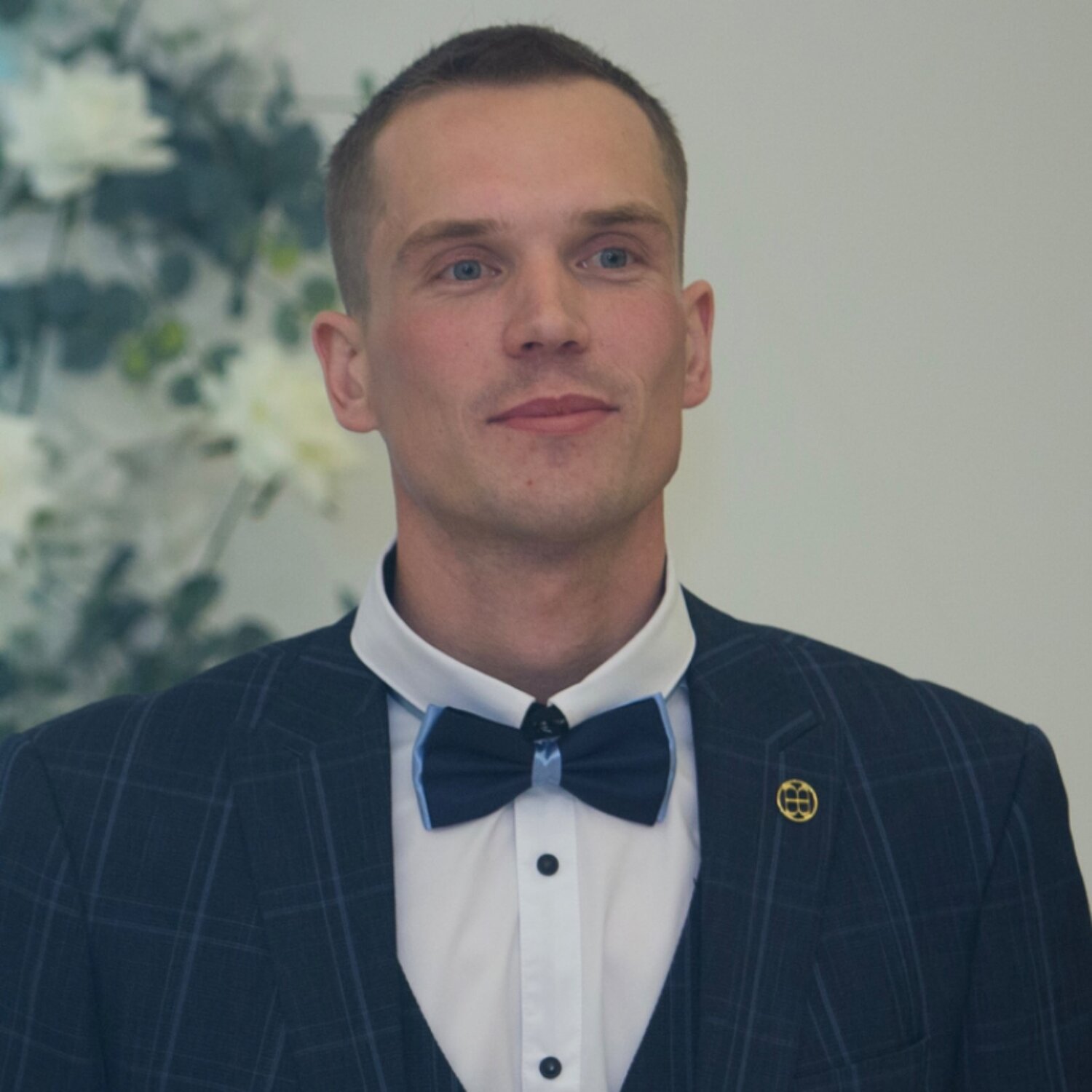 Александр Хрустов