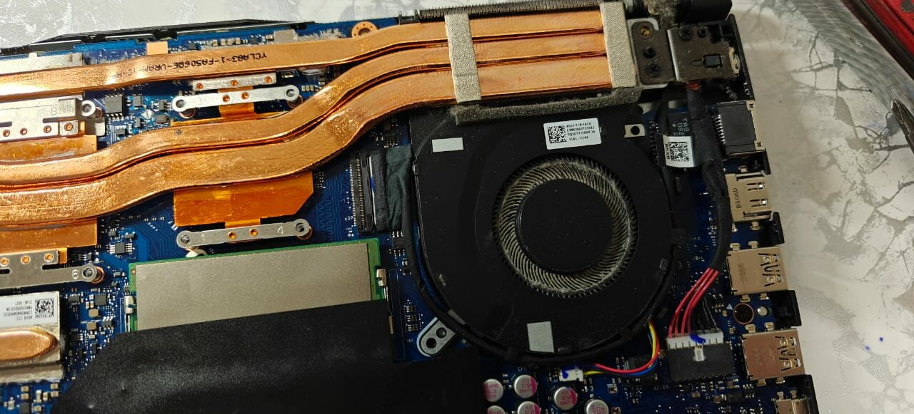 asus tuf gaming a 15, в ноутбуке, ноутбук asus tuf gaming f 15, охлаждение ноутбука, asus tuf f15 внутри