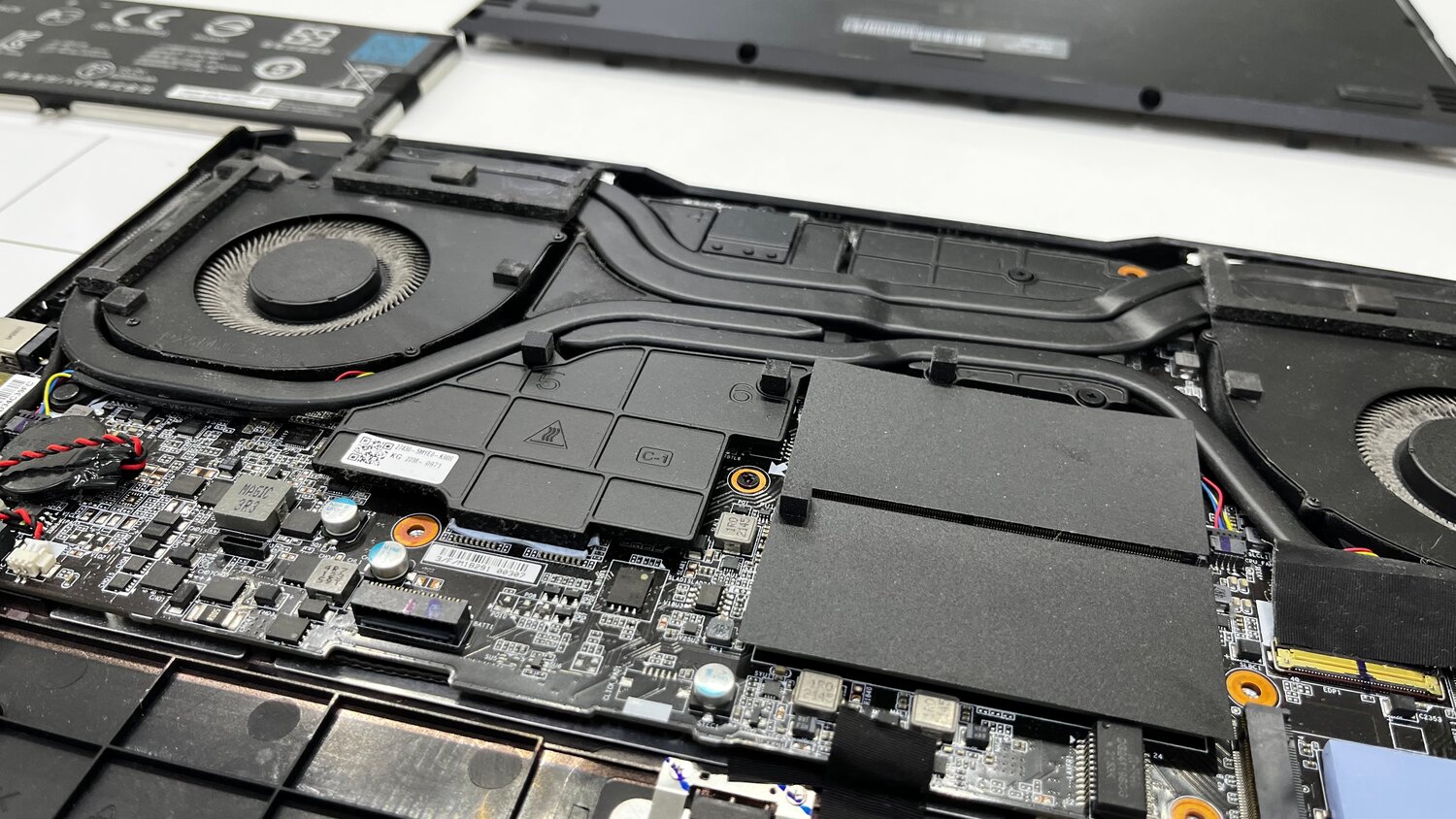 ноутбук msi, msi ge66, компьютерные комплектующие