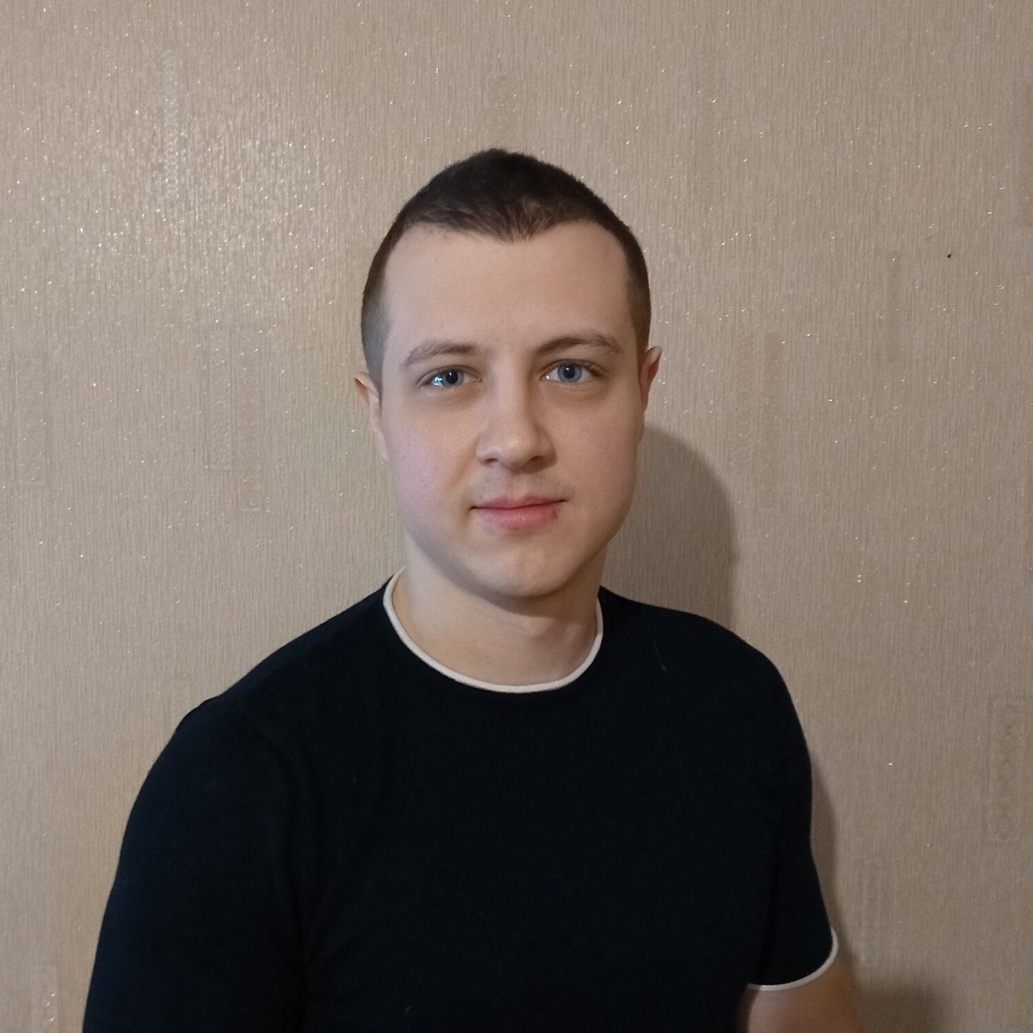 Роман Дельцов