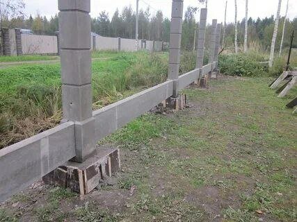 свайно ростверковый фундамент для забора, бетонные столбы для забора, сборный фундамент забора dx30, фундамент под забор, сборный фундамент для забора