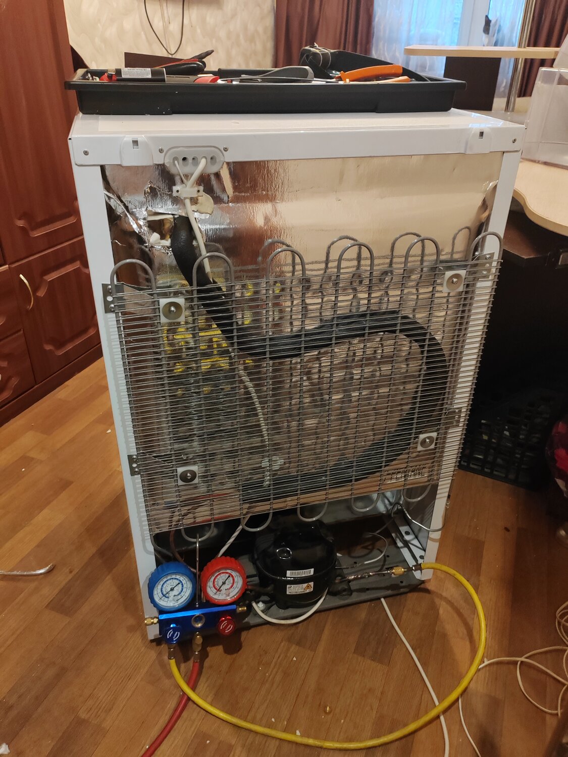 ремонт холодильника, холодильник, бытовая техника, заправка холодильника фреоном, мастера по ремонту холодильников