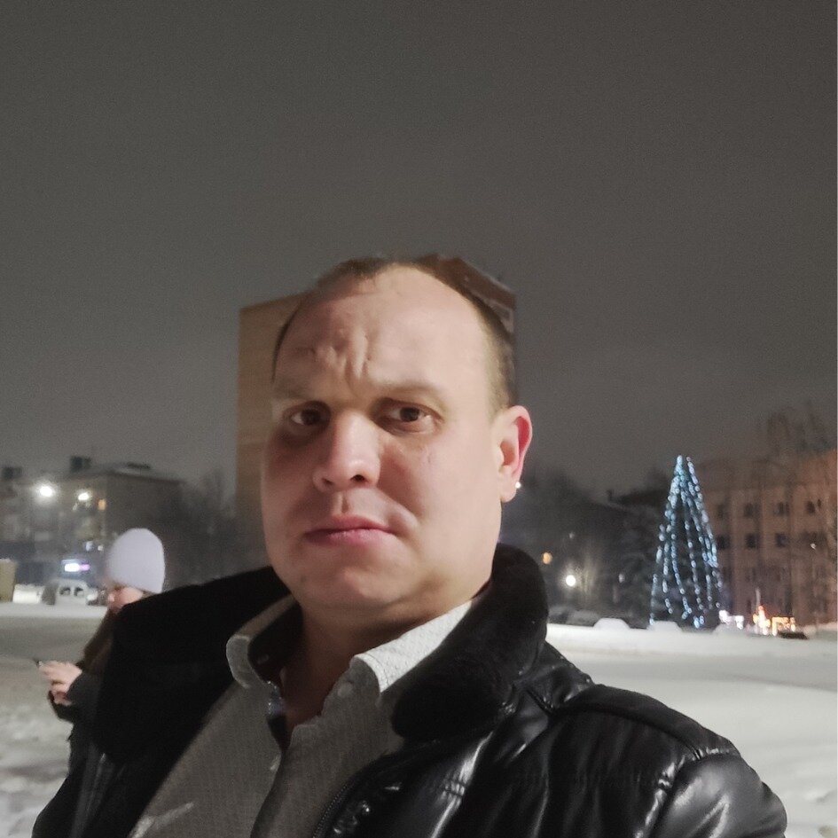 Александр Иванов