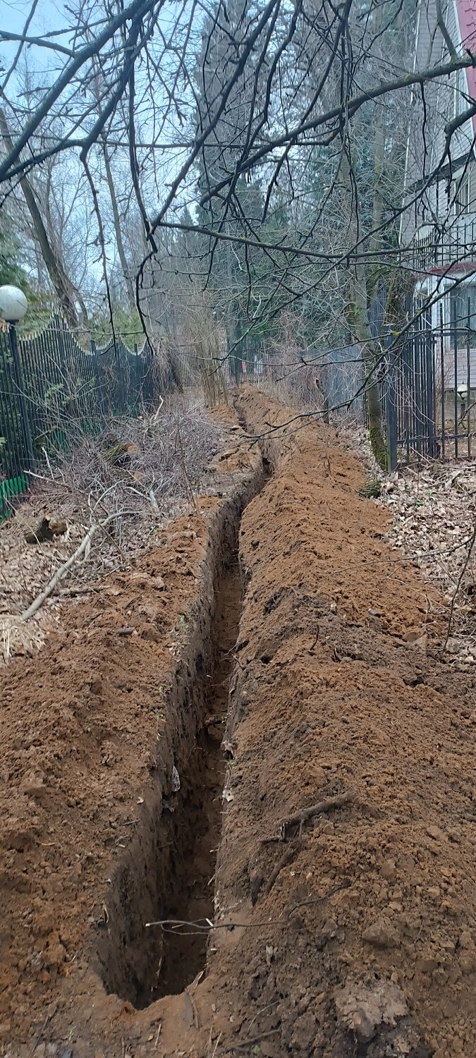 копка траншеи, траншея под водопровод, копать траншею, траншея под кабель, траншея для водопровода