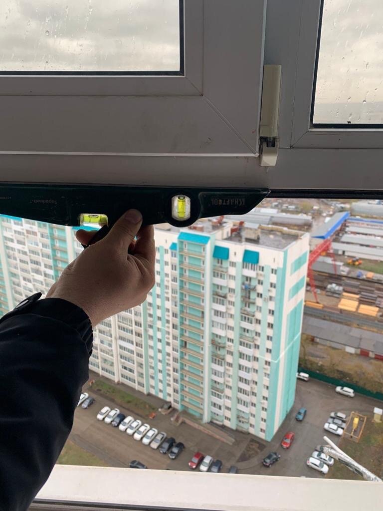 установка пластикового окна, окно, установка подоконника на пластиковые окна, монтаж пластикового окна, монтаж подоконника на пластиковые окна
