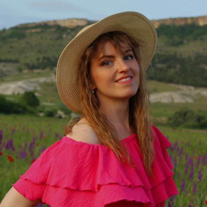 Екатерина Жирова