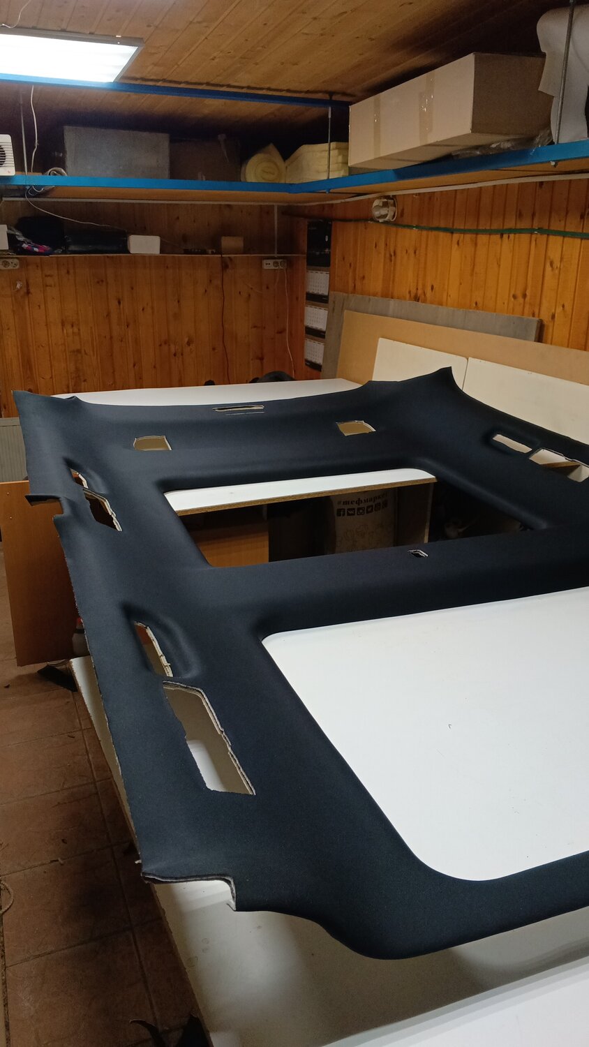 перетяжка потолка автомобиля, обшивка потолка, перетяжка потолка, обивка потолка, обшивка потолка автомобиля