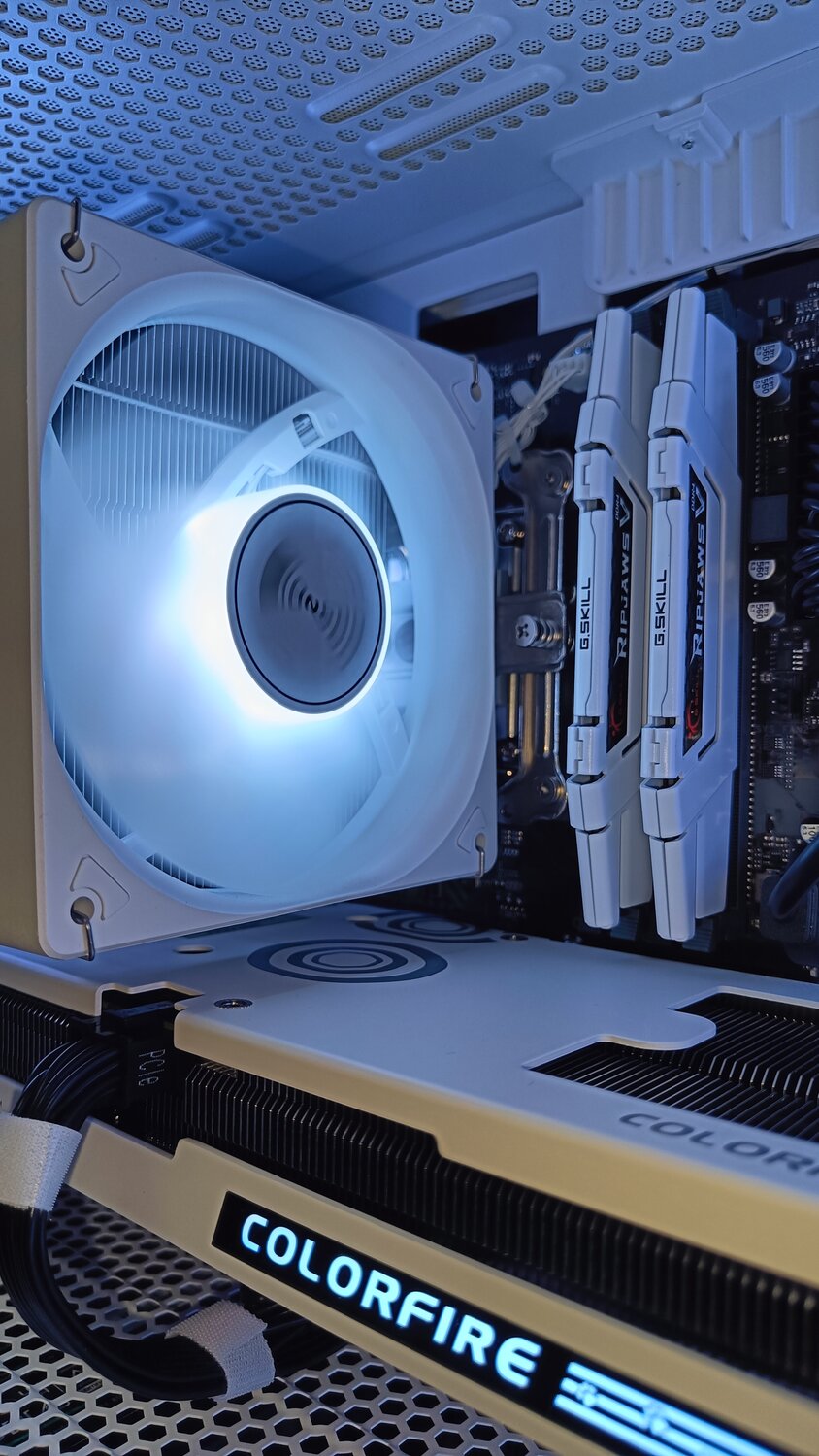 кулер для процессора, компьютерные комплектующие, белый игровой пк, deepcool кулер для процессора, компьютер