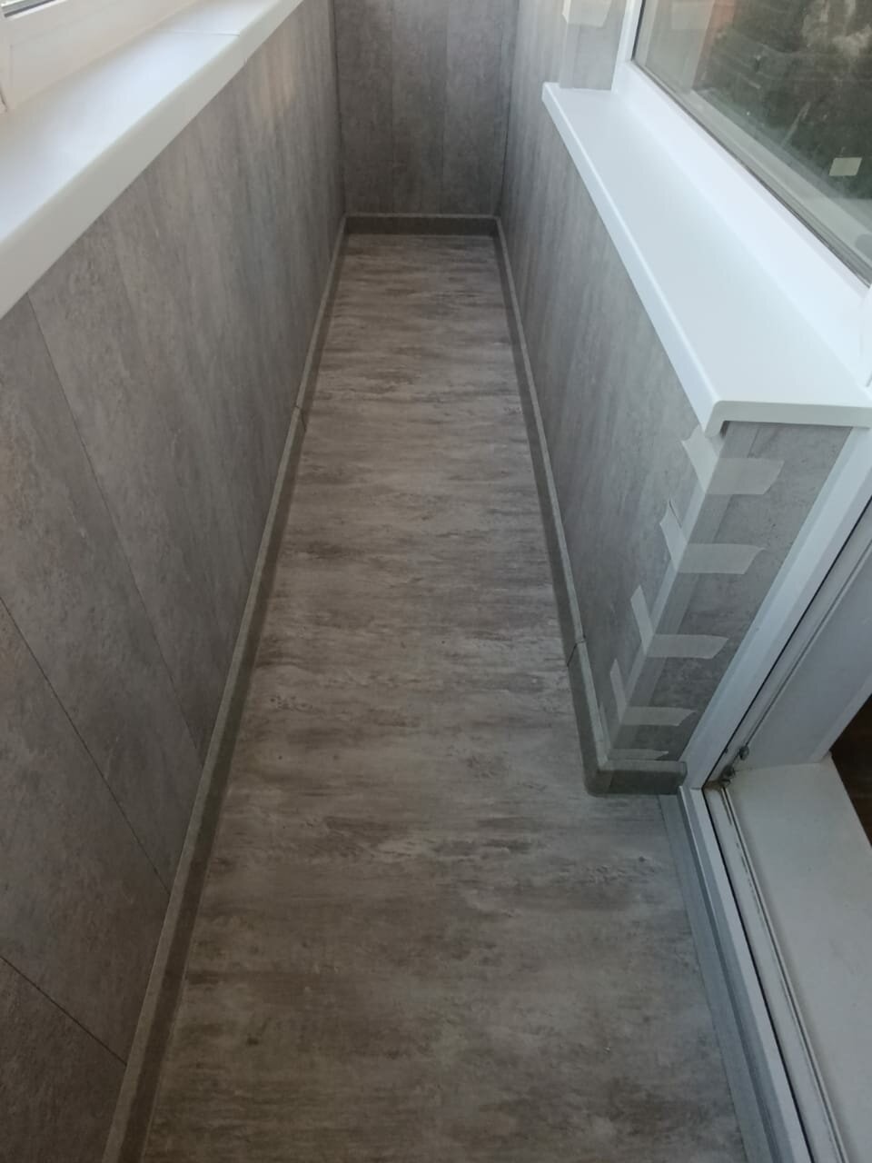 отделка стен балкона ламинатом, отделка балкона, отделка балкона ламинатом, отделка балконов и лоджий, отделка балкона внутри ламинатом
