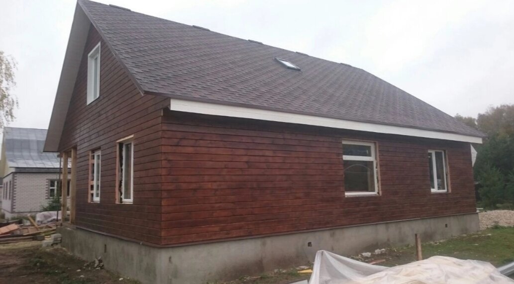 металлосайдинг евробрус бразильская вишня, сайдинг под дерево, металлический сайдинг, дом сайдинг, коричневый сайдинг