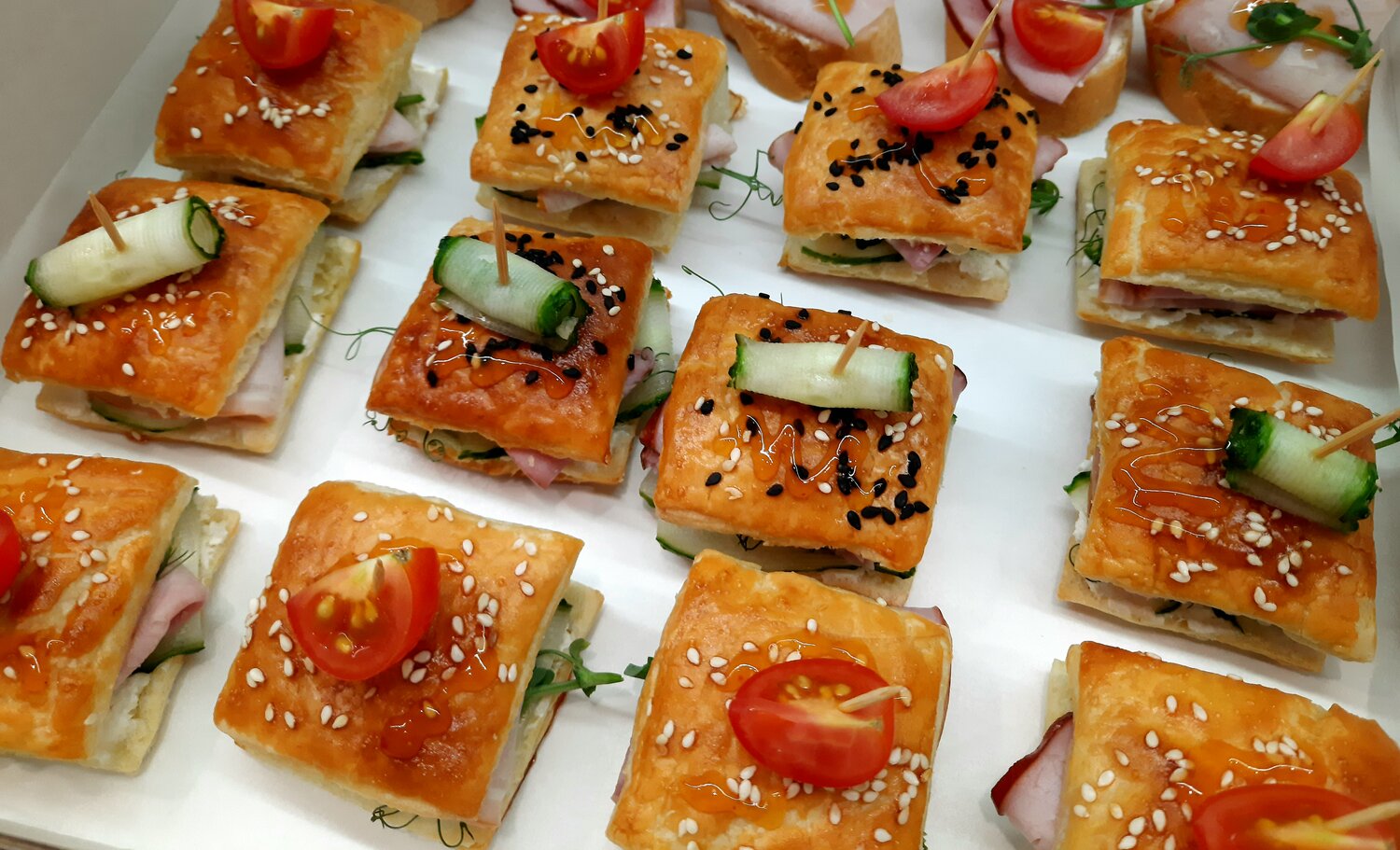 закуски, закуски простые, вкусные закуски, бутерброды с семгой, закусочные бутерброды